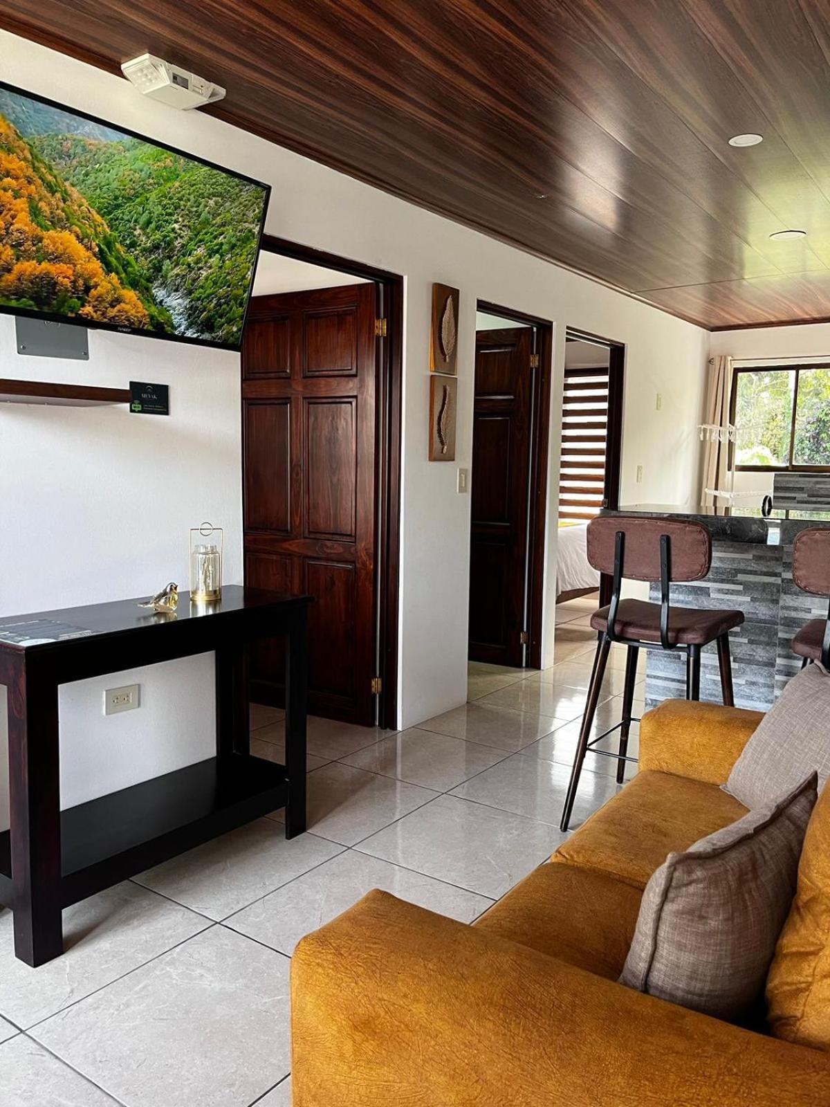 Mevak Apartments Suites La Fortuna Exterior photo