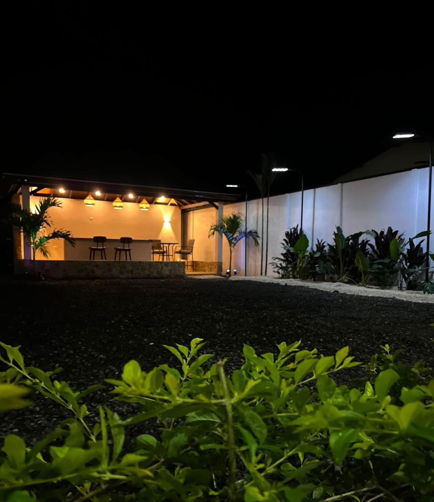 Mevak Apartments Suites La Fortuna Exterior photo